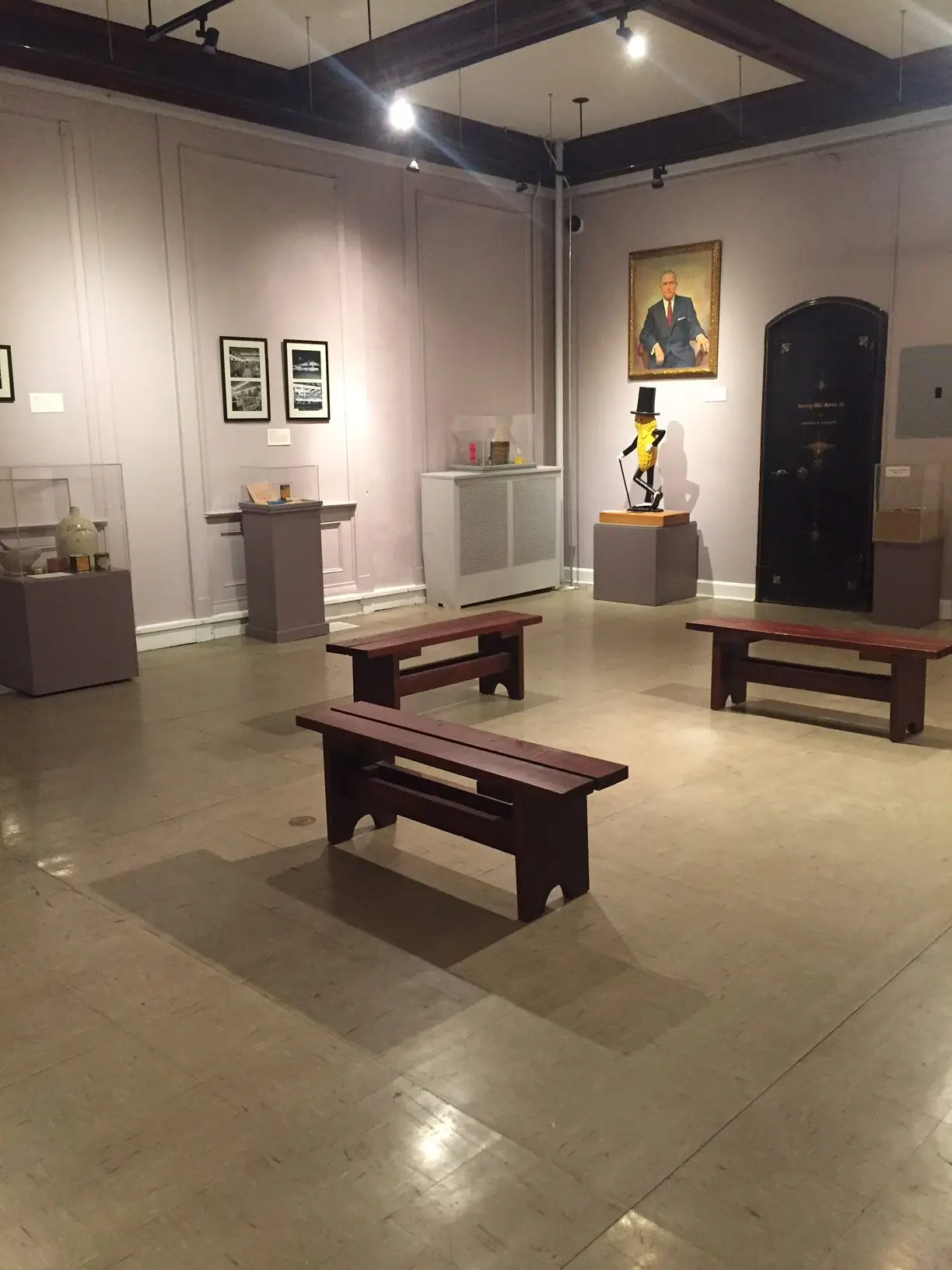 LCHS Showing Artifacts